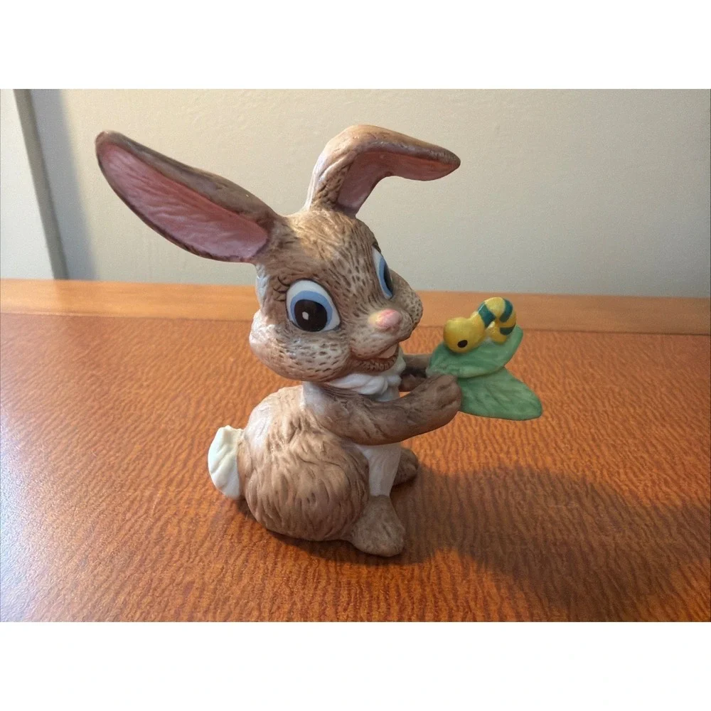 Vintage Lefton Ceramic Rabbit With A Worm On Leaf Figurine